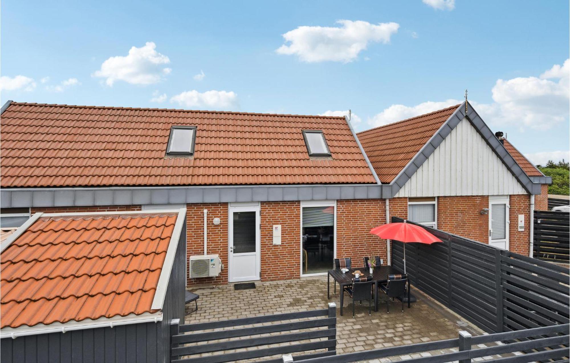 Amazing Home In Hvide Sande With Wifi Bjerregård Buitenkant foto